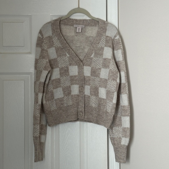 Sincerly Jules Sweaters - Sincerely Jules Plaid Cropped Cardigan Sweater Size Large Beige Check Knit